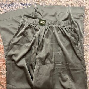 Daily Drills Silky Resort Pant in Sage